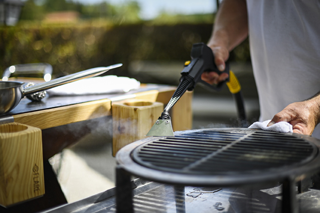 Gewerbe 5 Hygienewunder-Zuhause-Anwendung-Grill-Reinigen